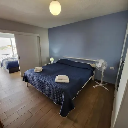 Andalucia 11 - Two Bed 阿德耶